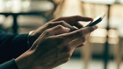 تطبيق لمراقبة ملفك الشخصي على X (تويتر سابقًا)